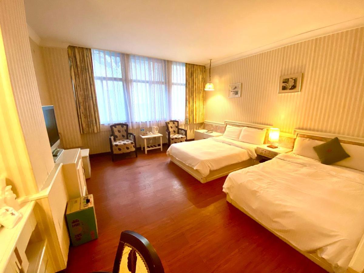Li Hua Hotel Taoyuan Exterior foto